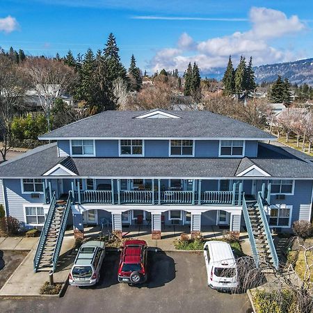 15 Lodge Hood River Eksteriør bilde