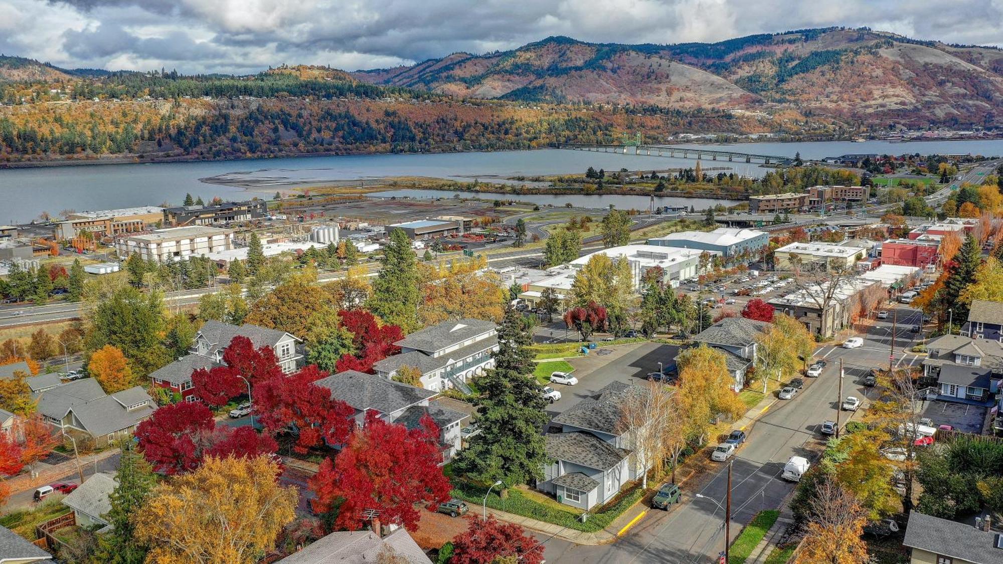 15 Lodge Hood River Eksteriør bilde